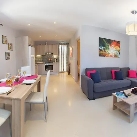 Holiday home Memories